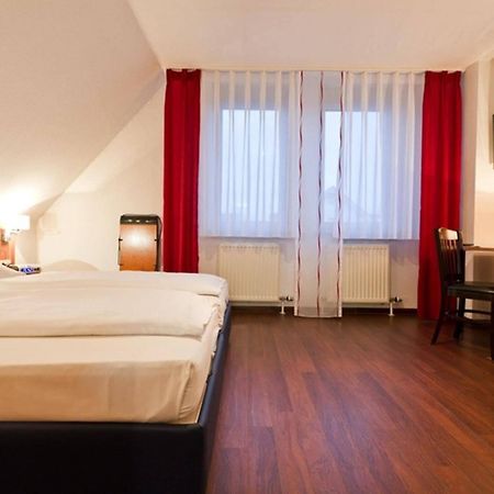 Hotel Domino Štutgart Exteriér fotografie
